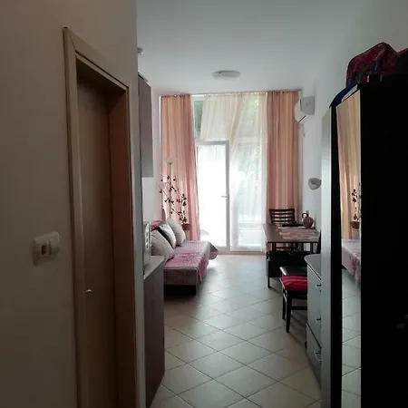 Apartment Grand Kamelia